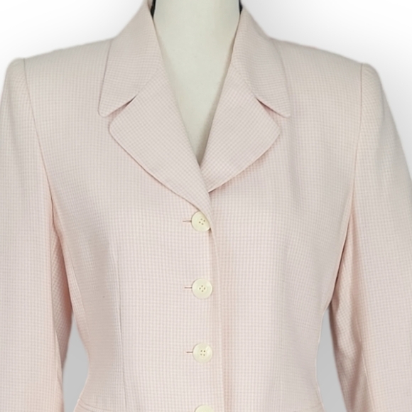 Le Suit Petite Pink Checkered 2 Piece Skirt & 4 Button Front Blazer Suit Size 6P - Picture 8 of 10
